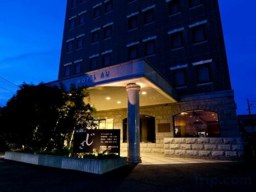 Гостиница Station Hotel Au в Префектуре Миэ