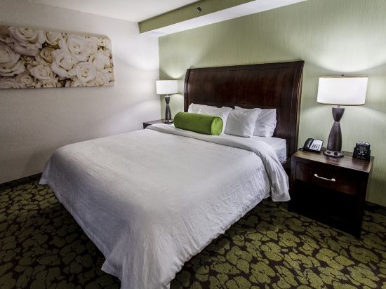 Фото Hilton Garden Inn New York/Staten Island