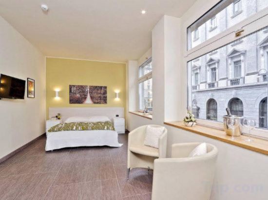 Фото Duomo Hotel & Apartments