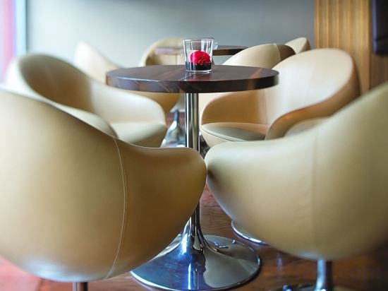 Фото Moevenpick Hotel Zurich Airport