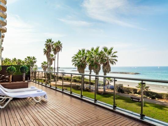 Фото Daniel Herzliya