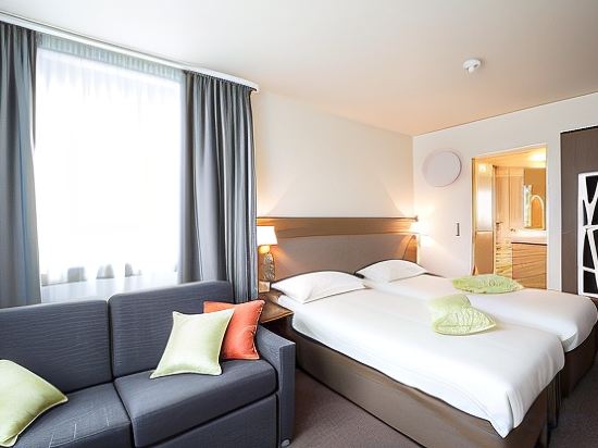 Фото Campanile Metz Centre - Gare