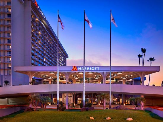 Фото Los Angeles Airport Marriott