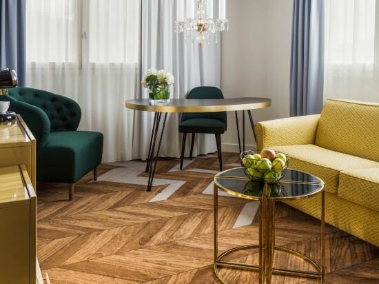 Фото Le Louis Versailles Château MGallery