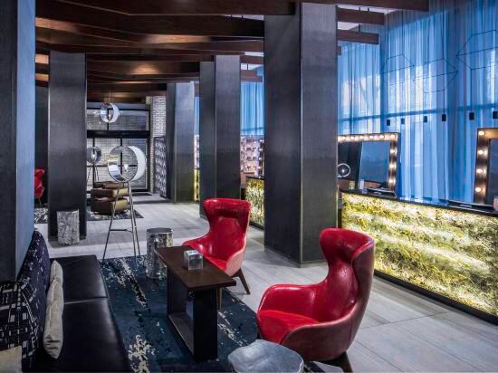 Фото DoubleTree by Hilton New York Times Square West