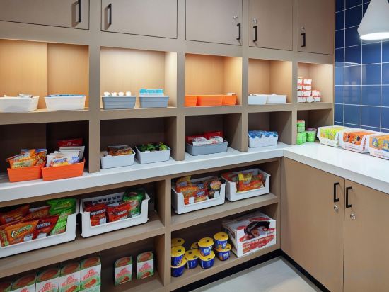 Фото Courtyard by Marriott San Diego Miramar