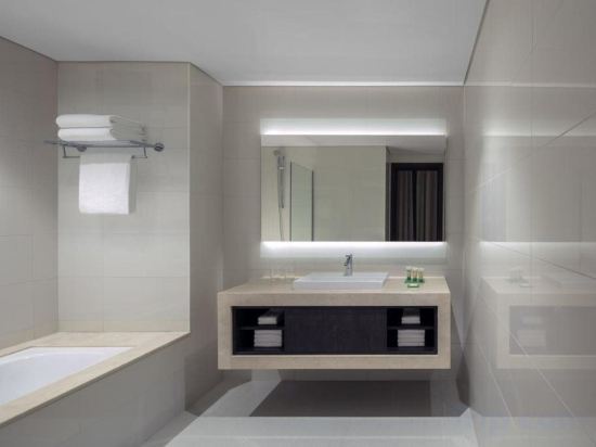 Фото Hyatt Place Dubai Jumeirah Residences