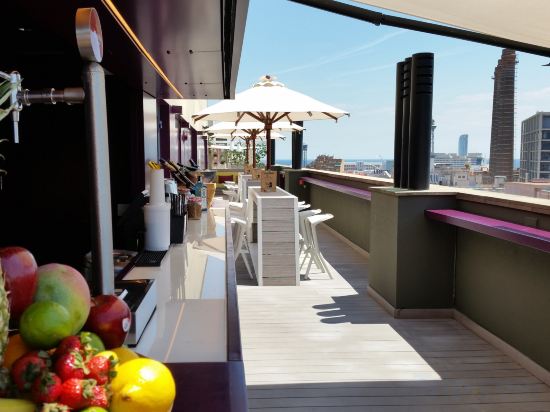 Фото Hotel Barcelona Universal