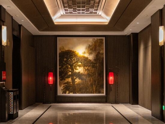 Фото Yuexiu Hotel Guangzhou, Curio Collection by Hilton