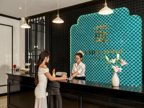 Hoan Cau Hotel