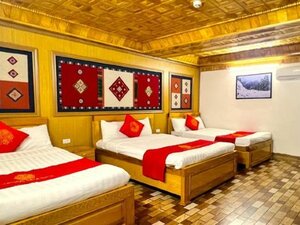 London Sapa Hotel (26 Lương Định Của), hotel