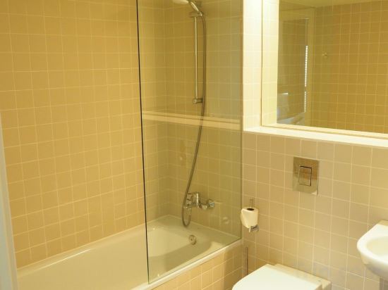 Фото EasyHotel Barcelona Fira