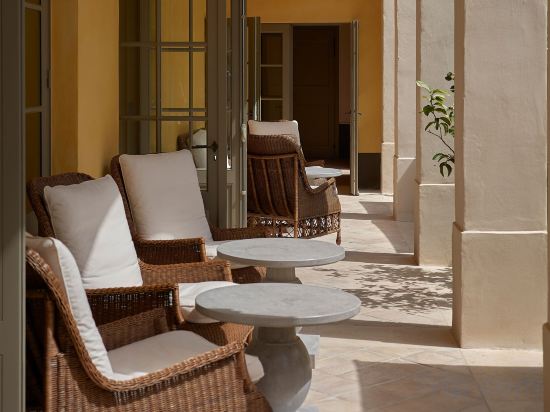 Фото Hotel Du Couvent