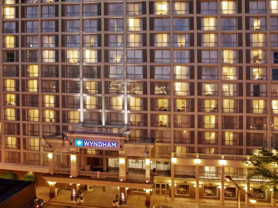 Фото Wyndham Boston Beacon Hill