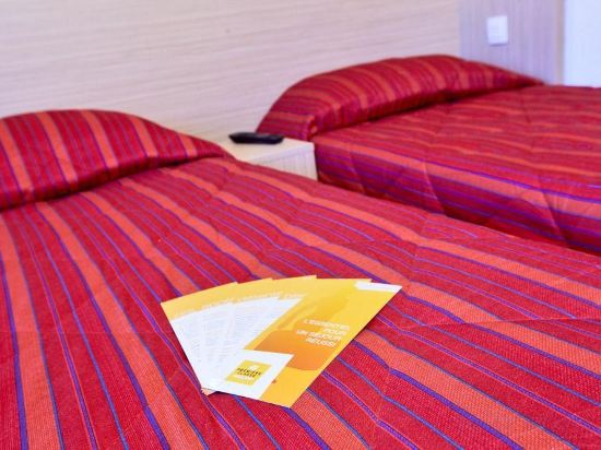 Фото Premiere Classe Biarritz