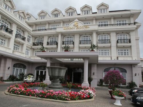 Внешний вид отеля Sammy Dalat Hotel в Далате, фото 1