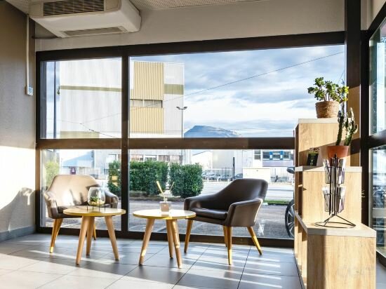 Фото B&b Hotel Grenoble Centre Verlaine