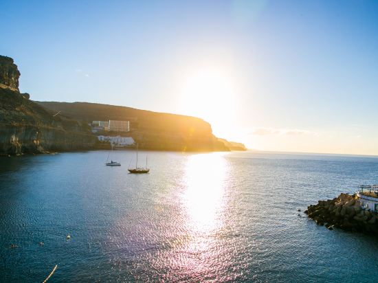 Фото Hotel Livvo Puerto de Mogán