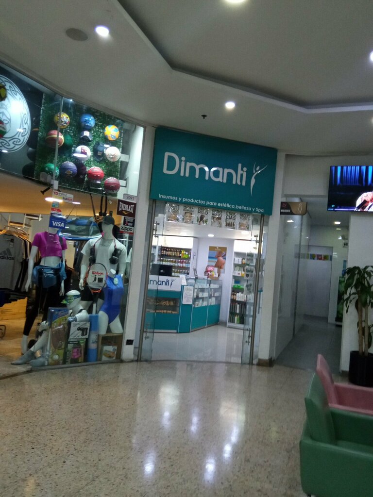 Perfume and cosmetics shop Dimanti, Bogota, photo