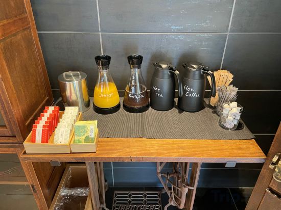 Фото Hotel Traveltine Kyoto Kiyamachi