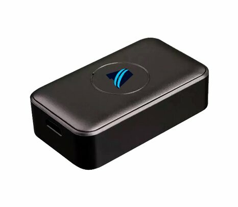 Satellite operator Arvex GPS Vehicular Peru, Lima, photo