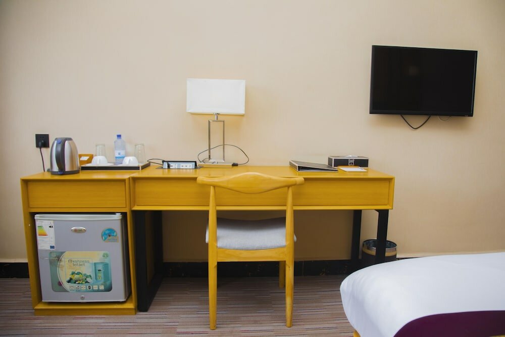 Фото 2000 Hotel Downtown Kigali