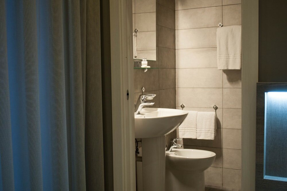 Фото Hotel Bella Napoli