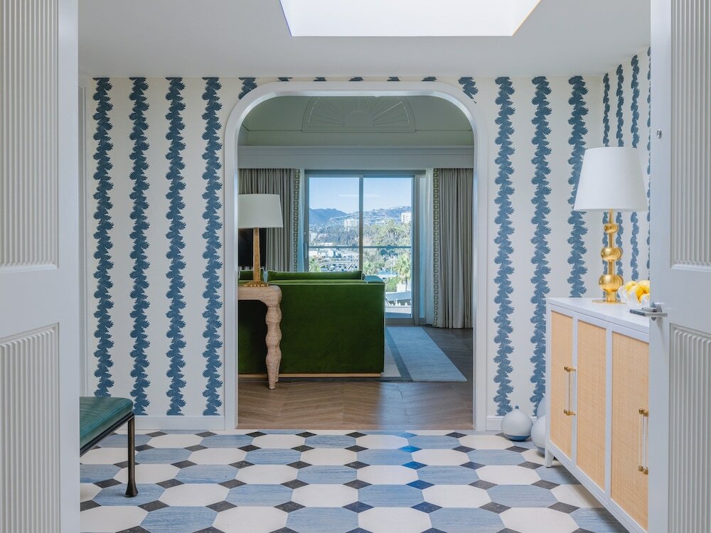 Фото Loews Santa Monica Beach Hotel