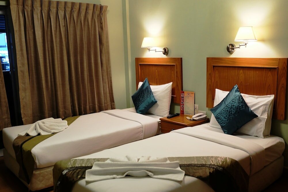 Фото Chilli Hotel & Restaurant