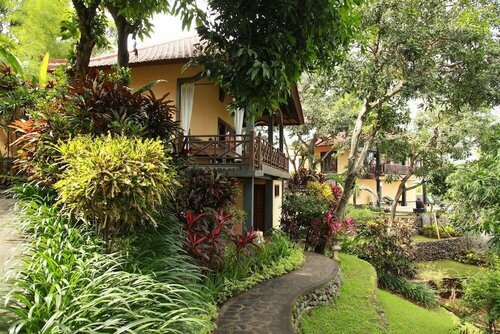 Внешний вид отеля Puri Mangga Sea View Resort & SPA в Каюпутихе, фото 3