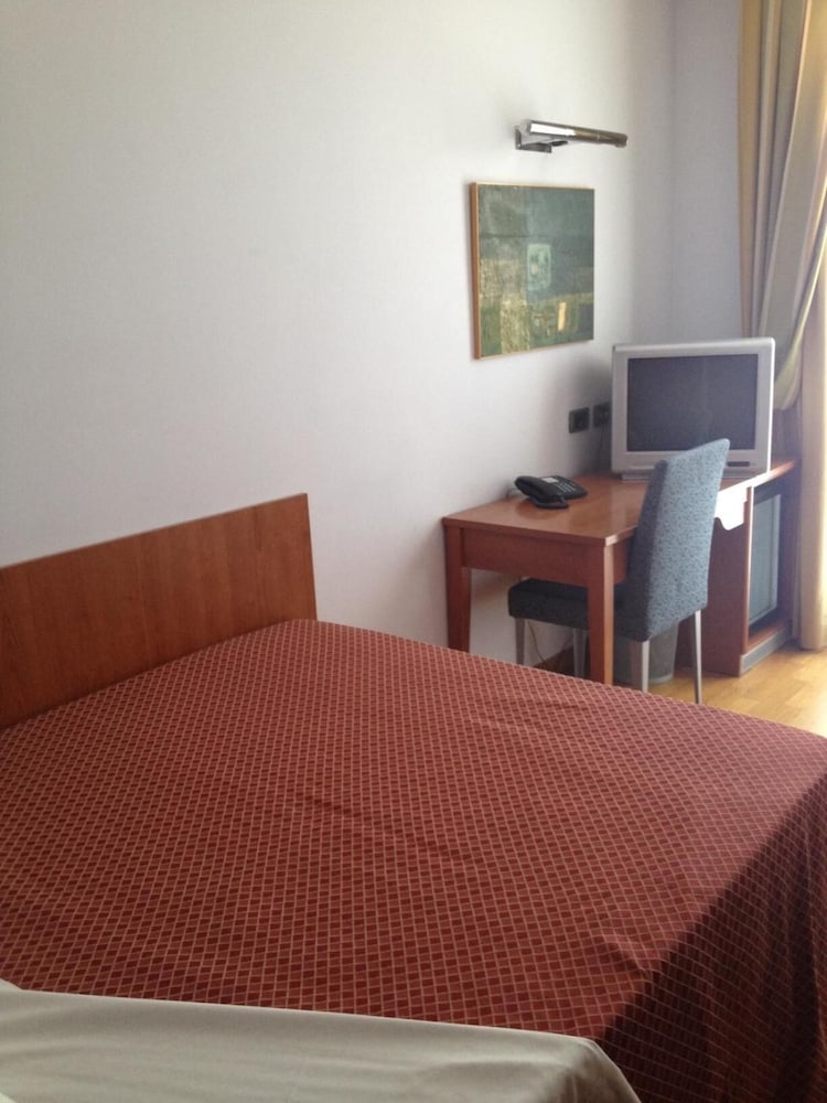 Фото West Florence Hotel