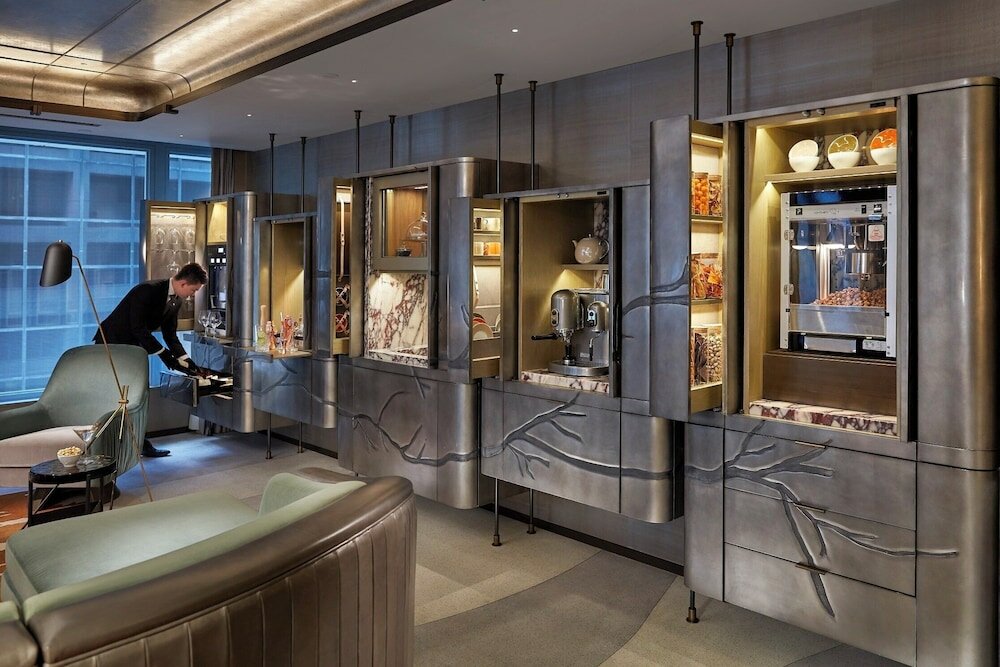 Фото The Landmark Mandarin Oriental, Hong Kong