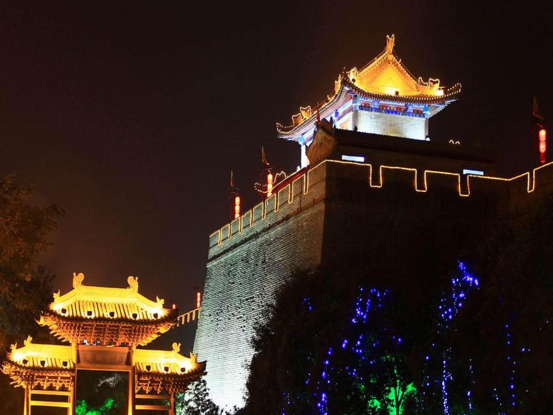 Фото Campanile Xi'an Bell Tower Hotel