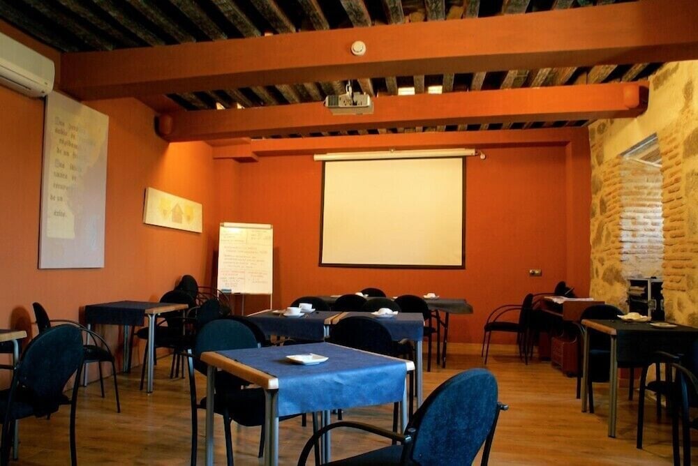 Фото Hotel Las Leyendas