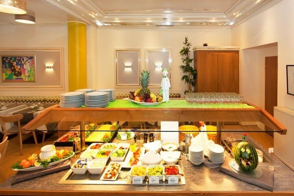 Фото Favored Hotel Domicil