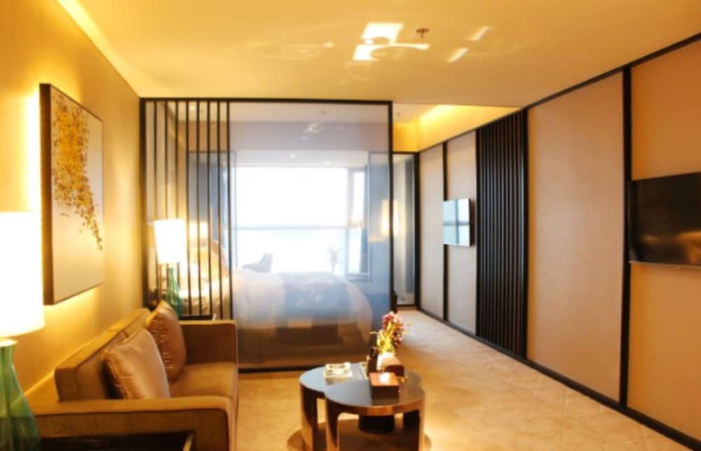 Фото DoubleTree by Hilton Weihai