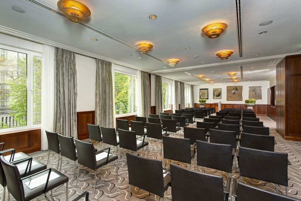 Фото Rocco Forte The Charles Hotel