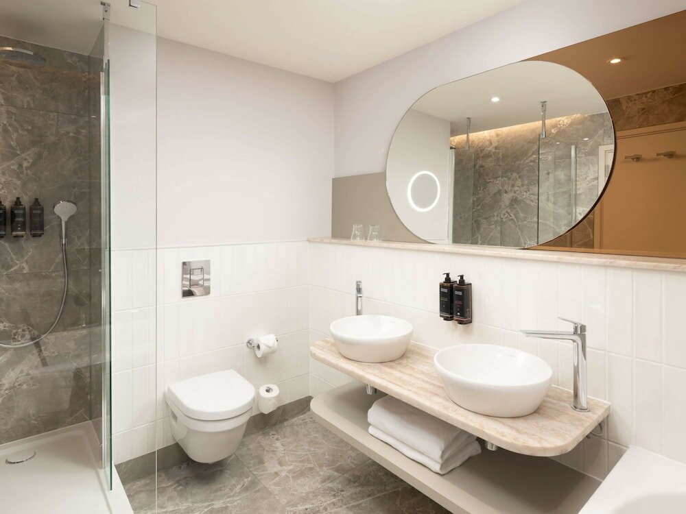 Фото Mercure London Earls Court