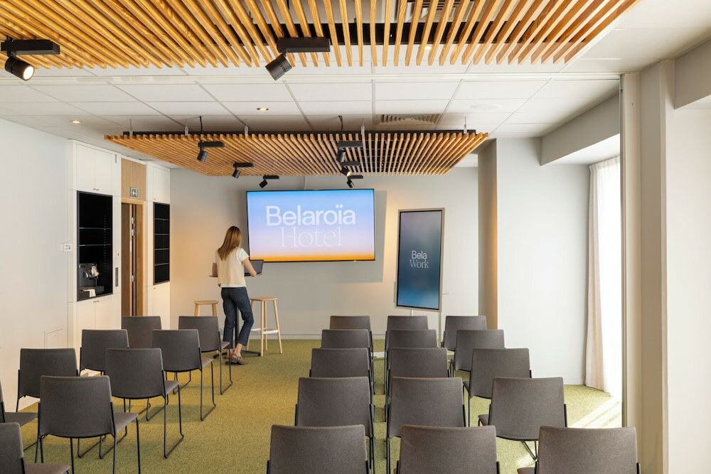 Фото Hôtel Campanile Montpellier Centre St Roch