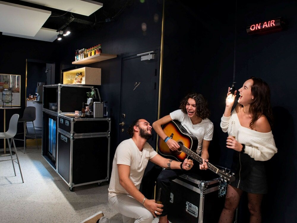 Фото Ibis Styles Paris Opéra Lafayette