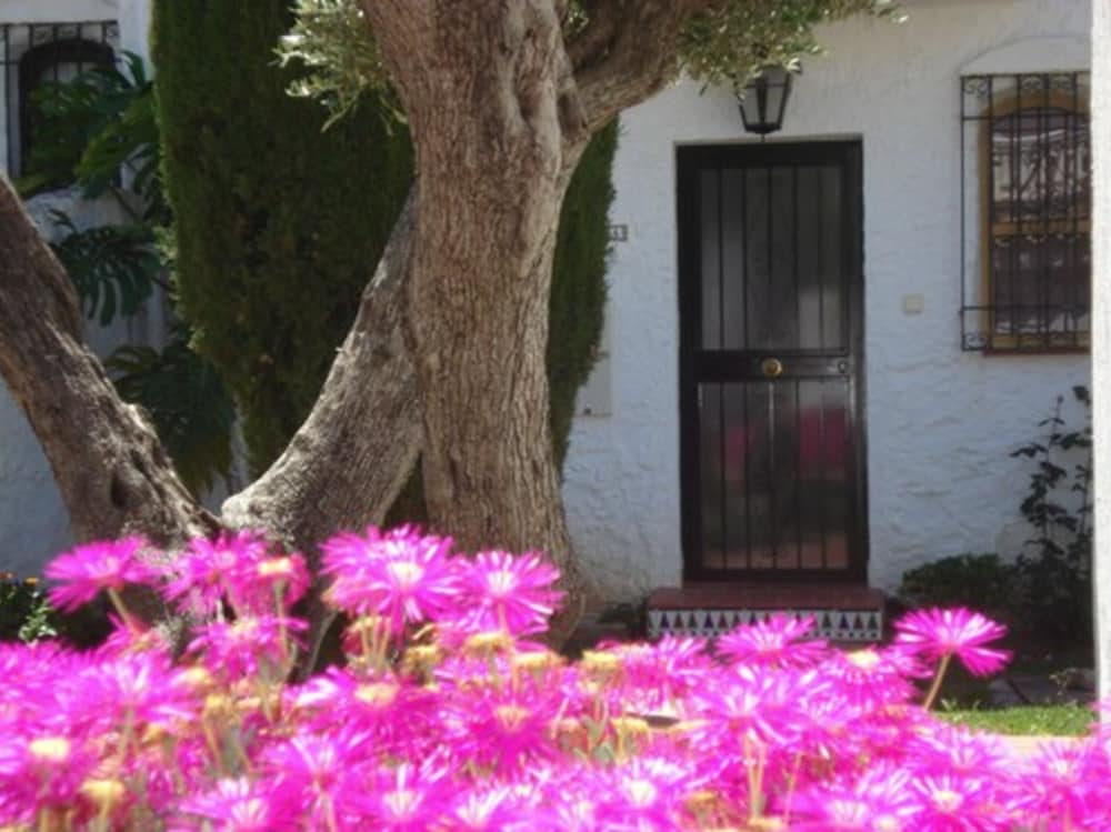 Фото El Capistrano Complejo de Apartamentos Turísticos