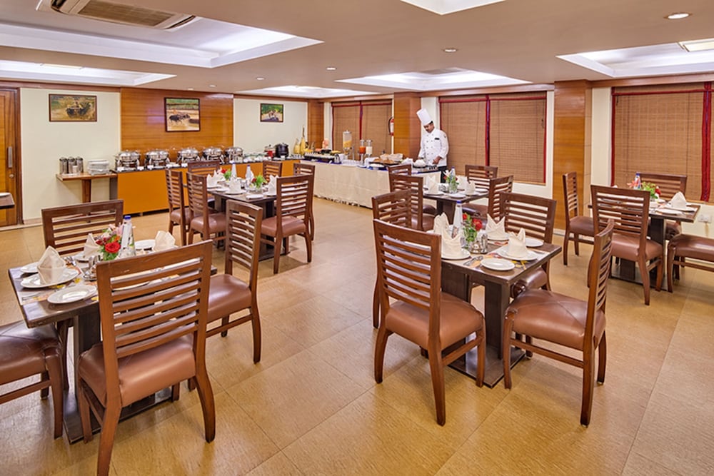 Фото Coraltree by Goldfinch Hotels Bangalore