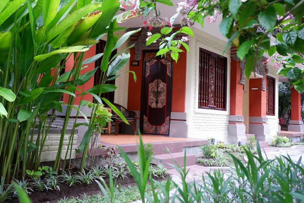 Фото Seminyak Paradiso Hotel