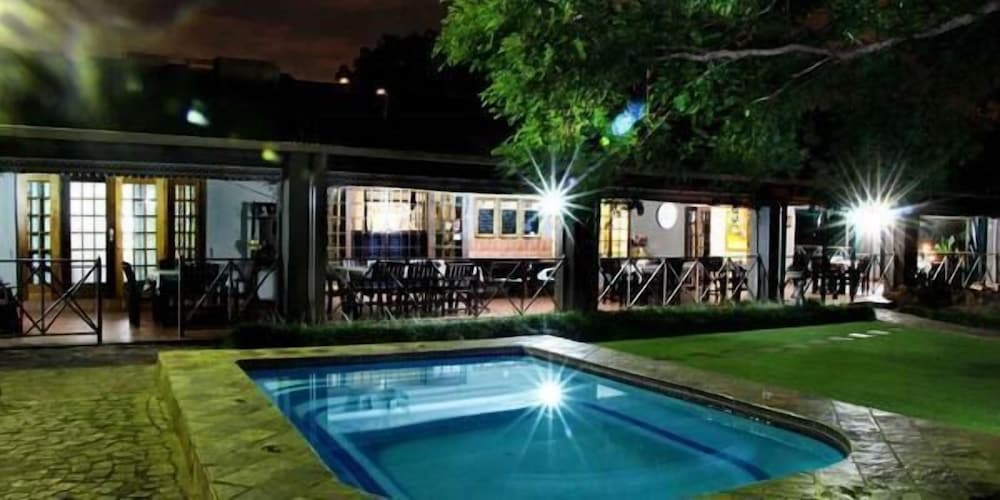 Фото J'Cups Guest House