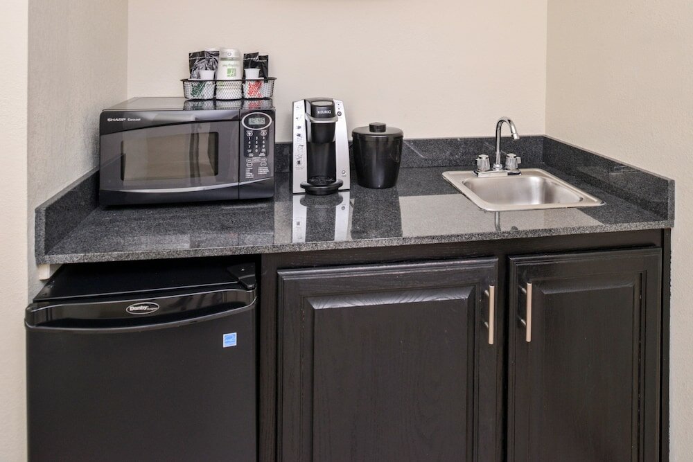 Фото Holiday Inn Poplar Bluff by Ihg