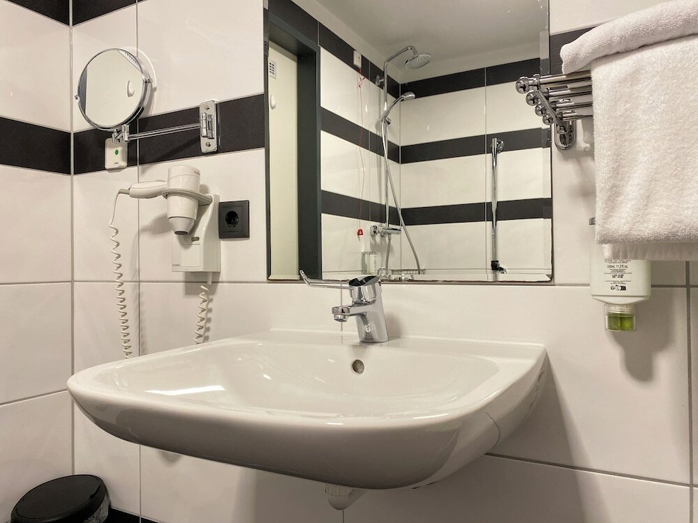 Фото Hb1 Hotel Wien Schönbrunn