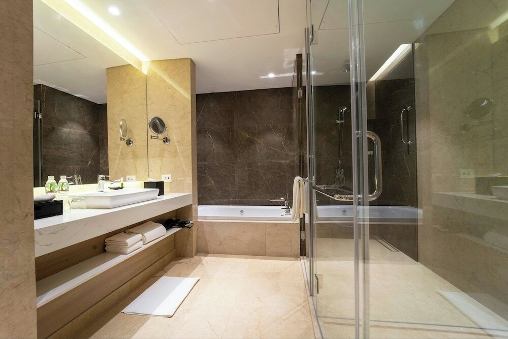 Фото Courtyard by Marriott Vadodara