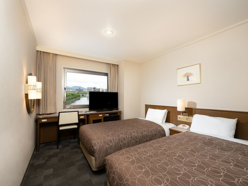 Фото HOTEL MYSTAYS Hiroshima Peace Park