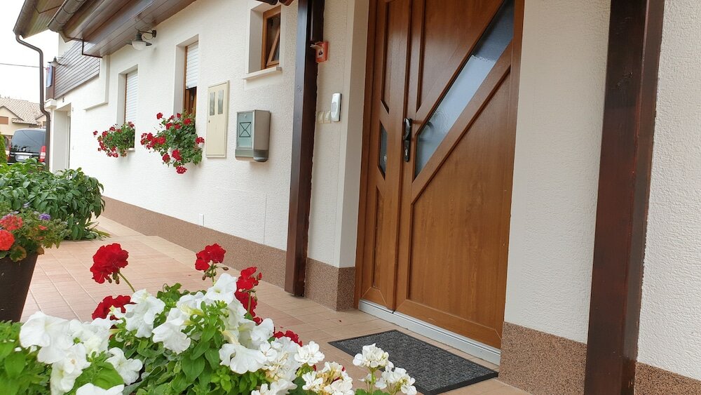 Фото House Tina - Bed and Breakfast