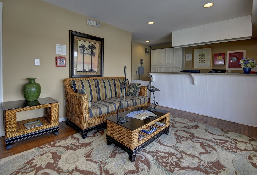 Фото Ambassador Inn